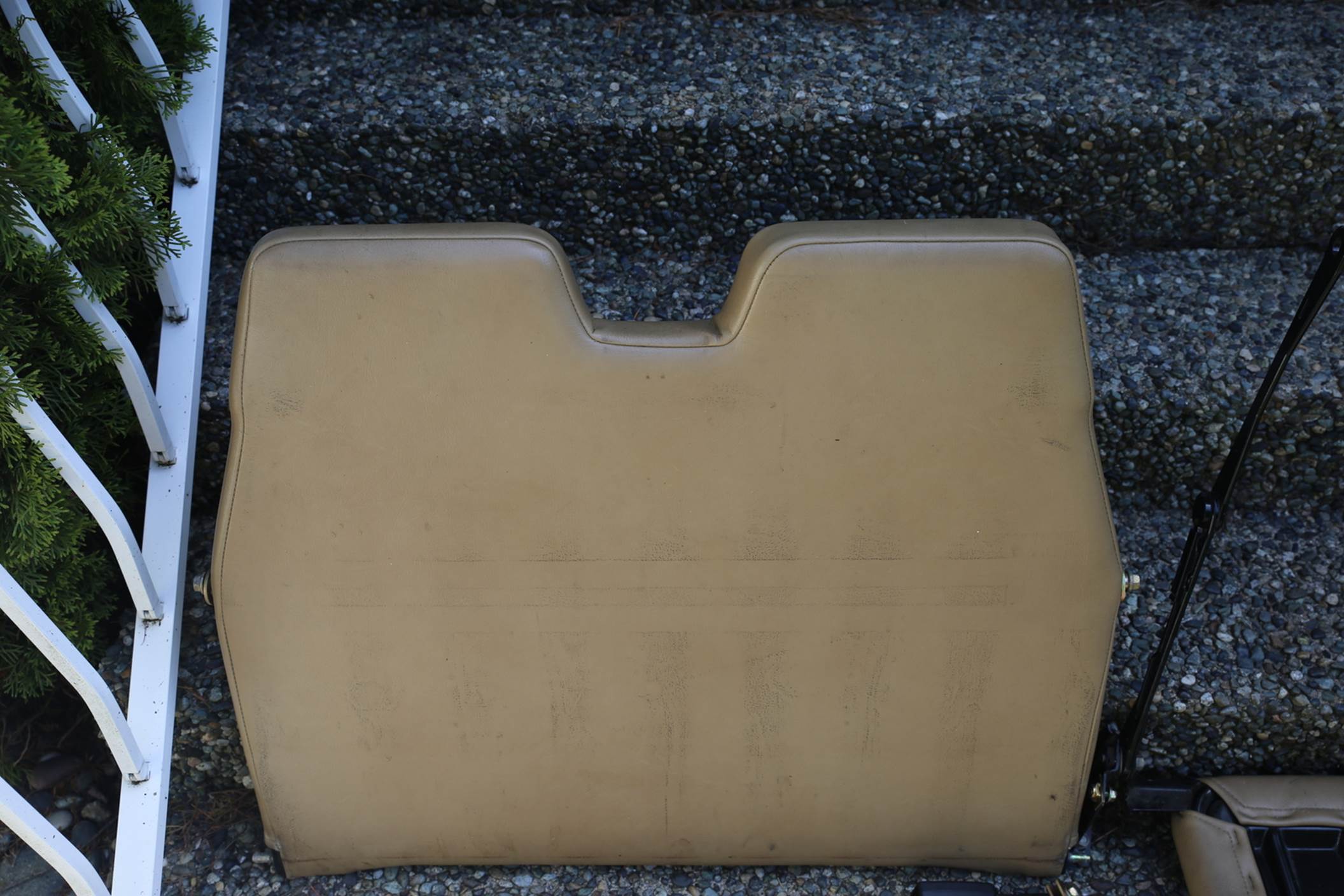 A picture containing cement

Description automatically generated